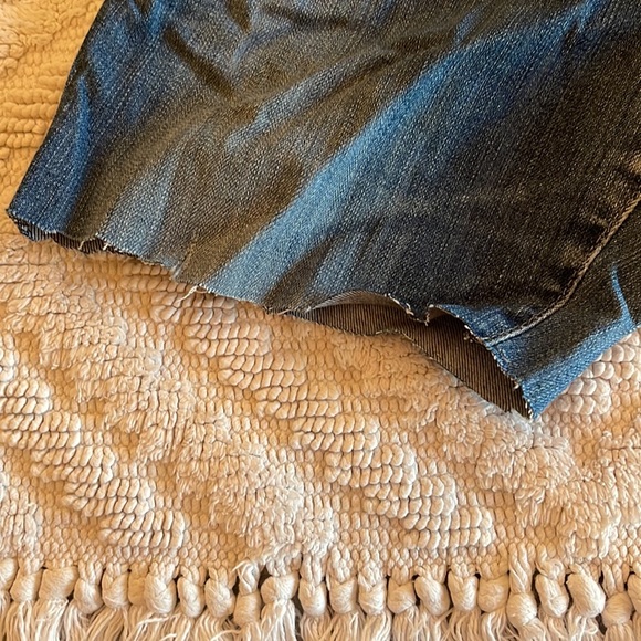 AG denim shorts - Picture 4 of 4